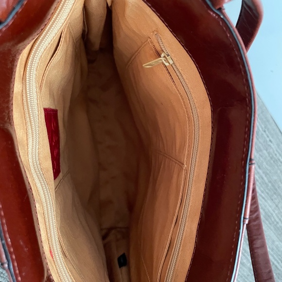 HOBO leather tote - in pristine condition - Picture 4 of 6